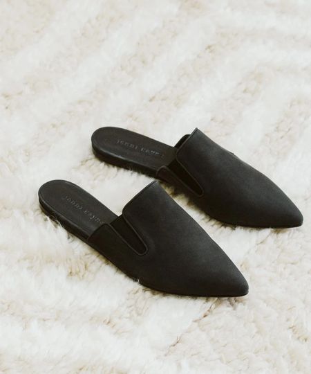 Oiled Leather Mule Black